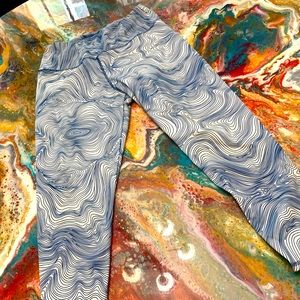 Capri yoga leggings BCBG